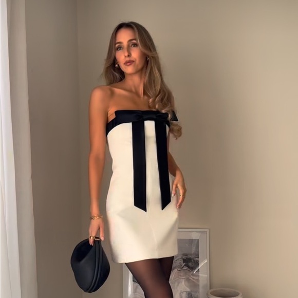 zara white dress with black bows - Strapless Bow - Women - Oyster-White wide and swingy fit pastel Shop Black Feather Gown, Size:S / US 6